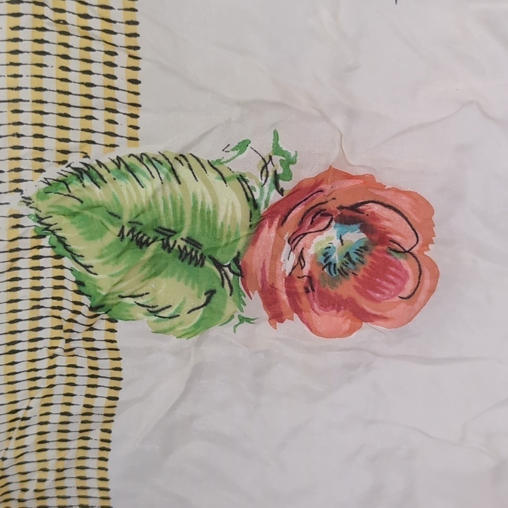 Vintage Momme 6 1/4 Rayon Silk Yellow Border Floral Square Scarf Hand Rolled - Picture 2 of 5